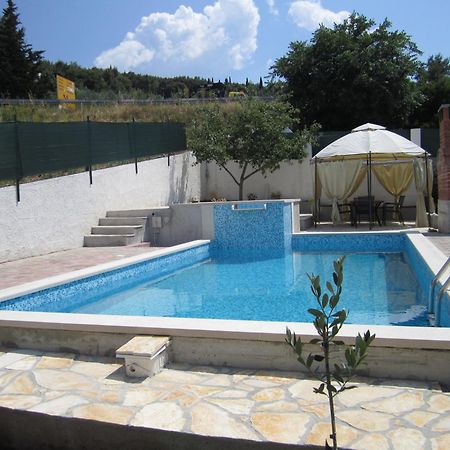 Apartments Nives Supetar Pokój zdjęcie