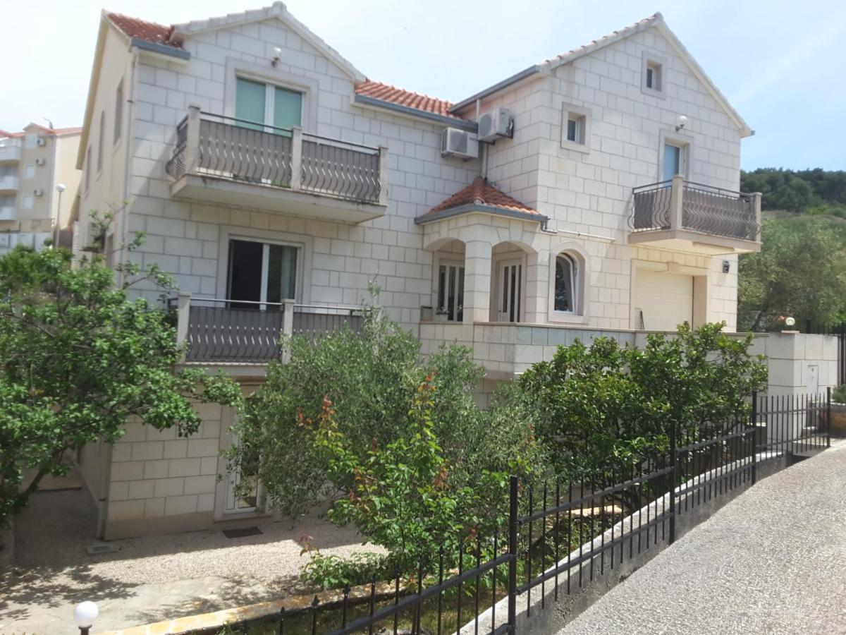 Apartments Nives Supetar Zewnętrze zdjęcie