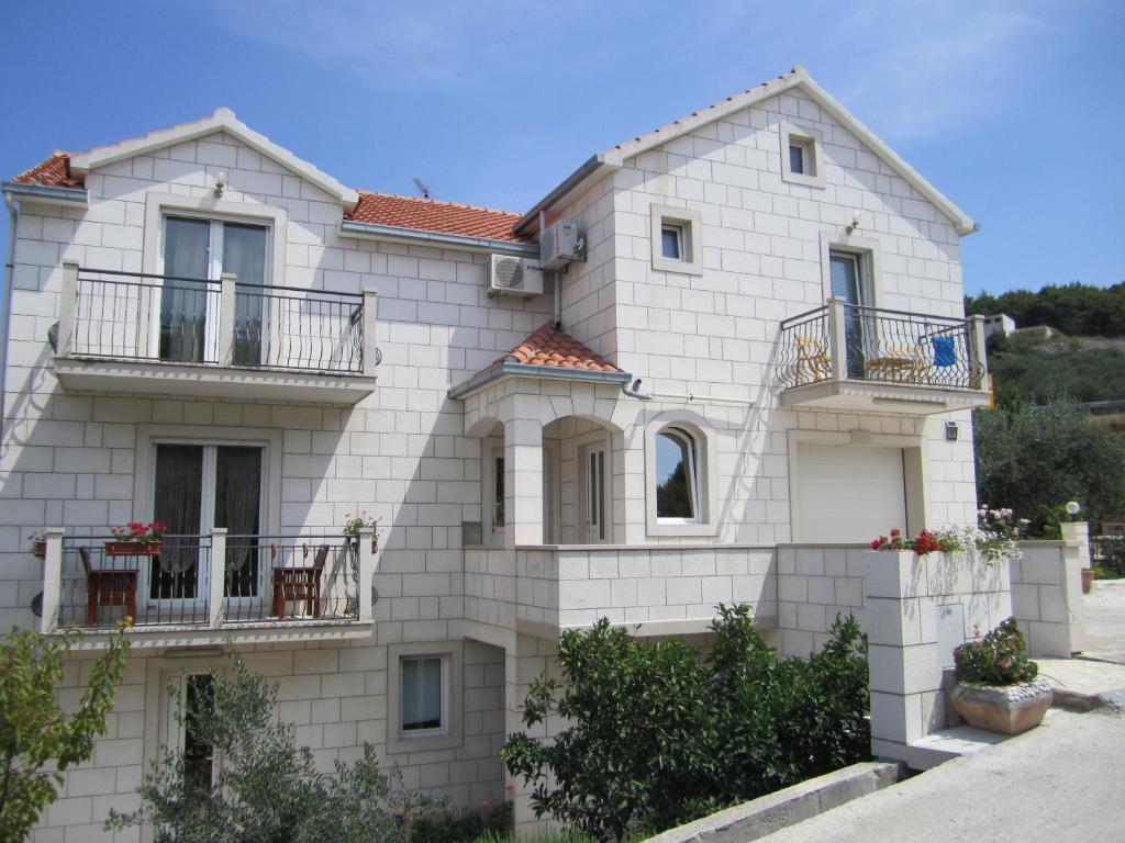Apartments Nives Supetar Zewnętrze zdjęcie