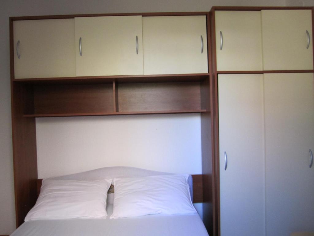 Apartments Nives Supetar Zewnętrze zdjęcie