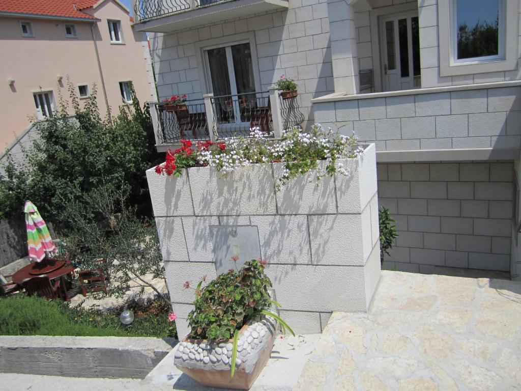 Apartments Nives Supetar Zewnętrze zdjęcie