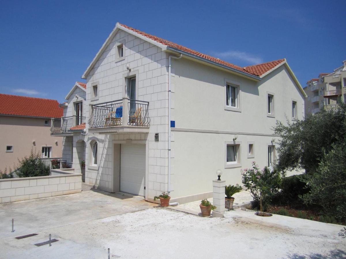 Apartments Nives Supetar Zewnętrze zdjęcie
